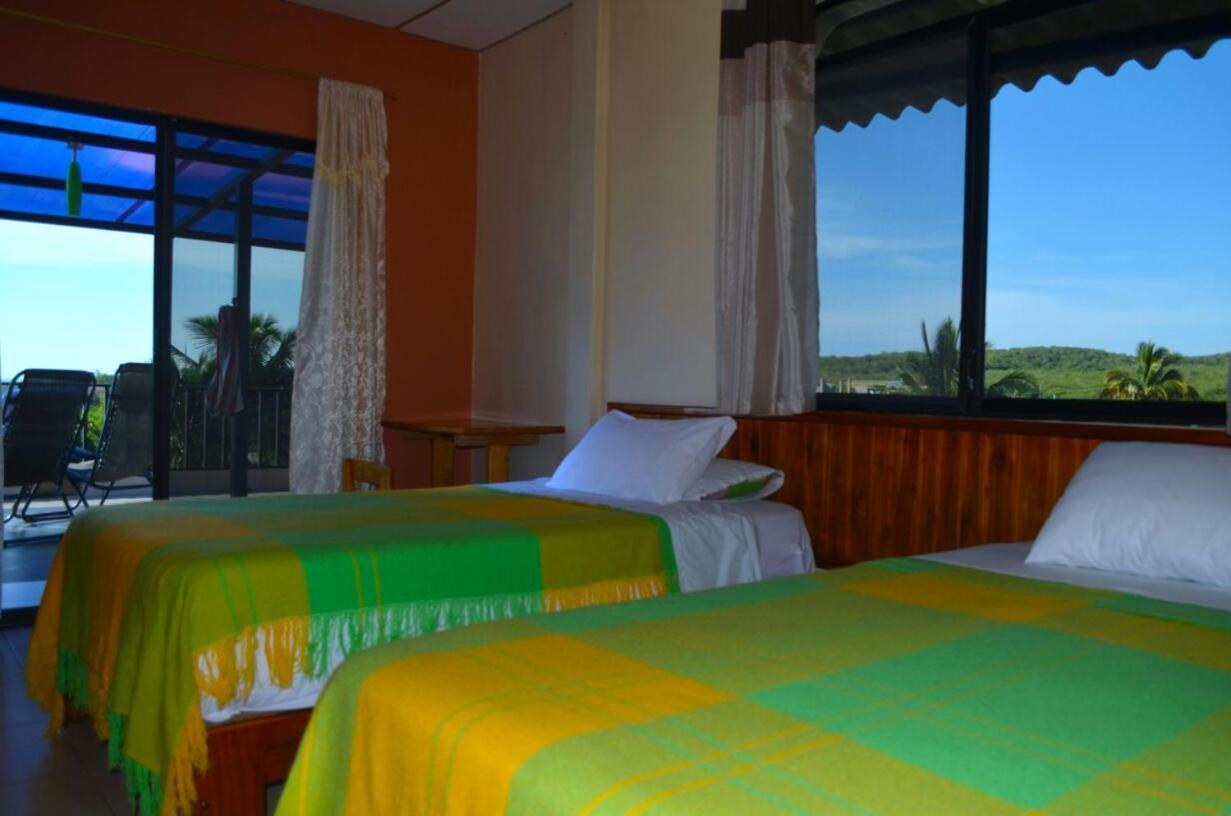 Hotel Dolphin House Puerto Baquerizo Moreno Camera foto